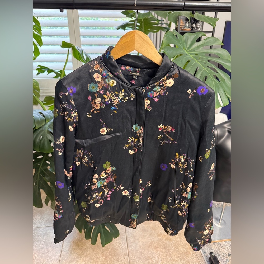 Massimo Dutti Black Floral Bomber Jacket - Picture 3 of 4